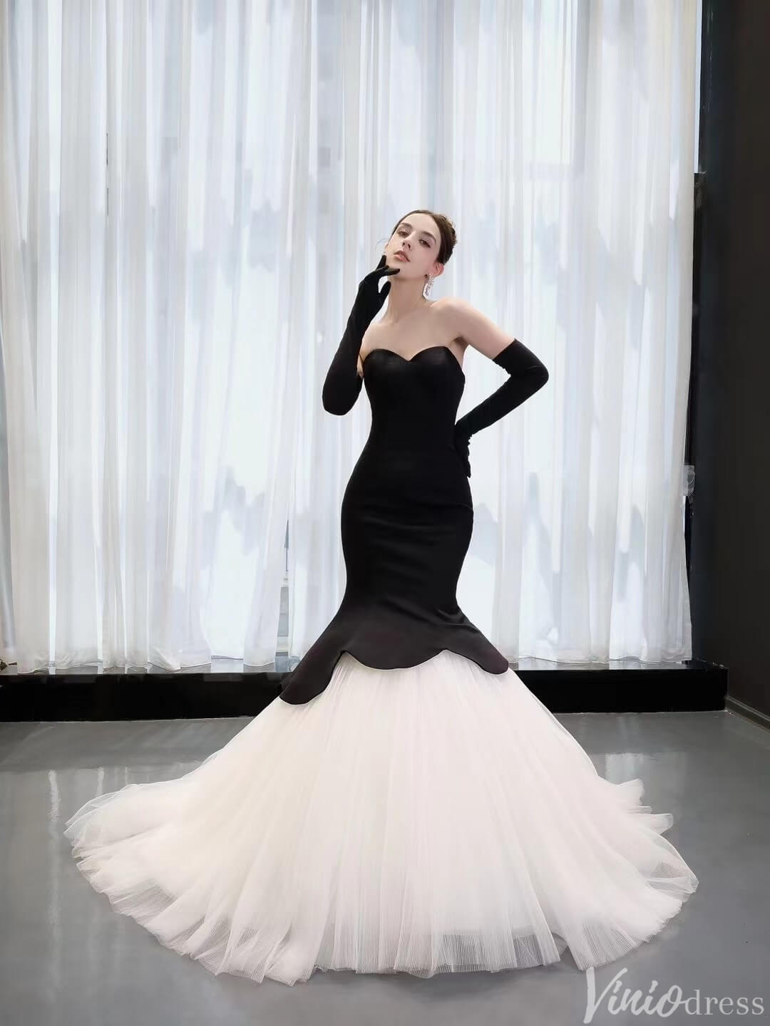 Black and White Mermaid Wedding Gown Strapless Sweetheart Neck Pageant – Viniodress