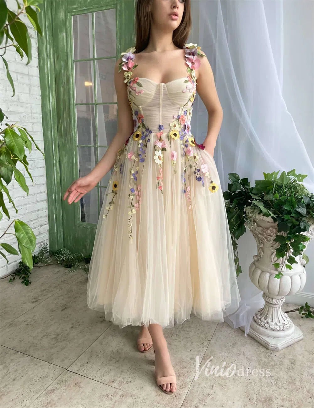 Champagne Tulle Prom Dress with Pockets Flower Appliqued Maxi Dress SD1441