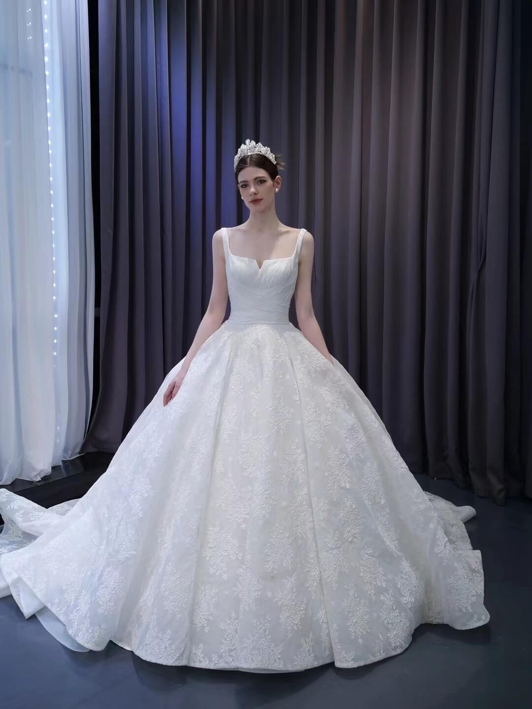 Luxury White Lace Ball Gown Wedding Dresses Corset Back 231127 – Viniodress