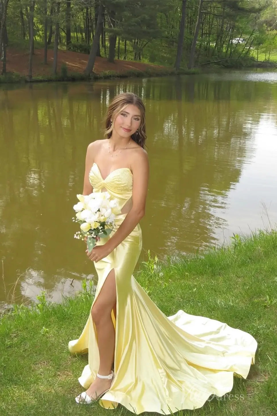 yellow corset prom dress Nox Anabel R1689 Plunging Crystal V-Neck 00 / while the structured corset bodice provides a flattering shape Elegant Light Yellow Strapless Sequins