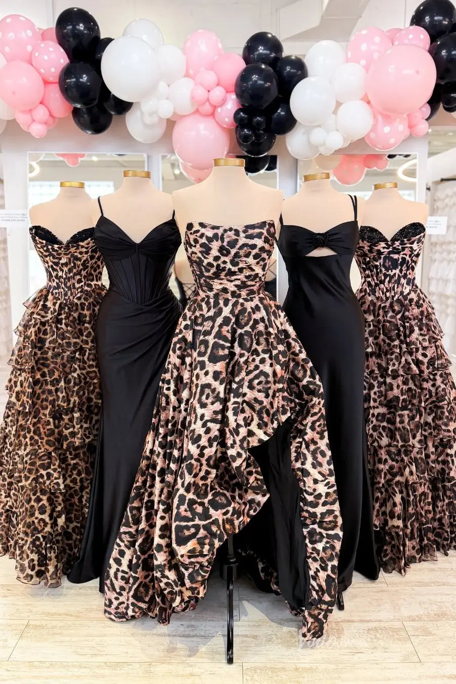 Animal Print Corset Prom Dresses with Ruffles Leopard & Black Evening Viniodress Animal Print Corset Prom Dresses with Ruffles Leopard & Black Evening Viniodress