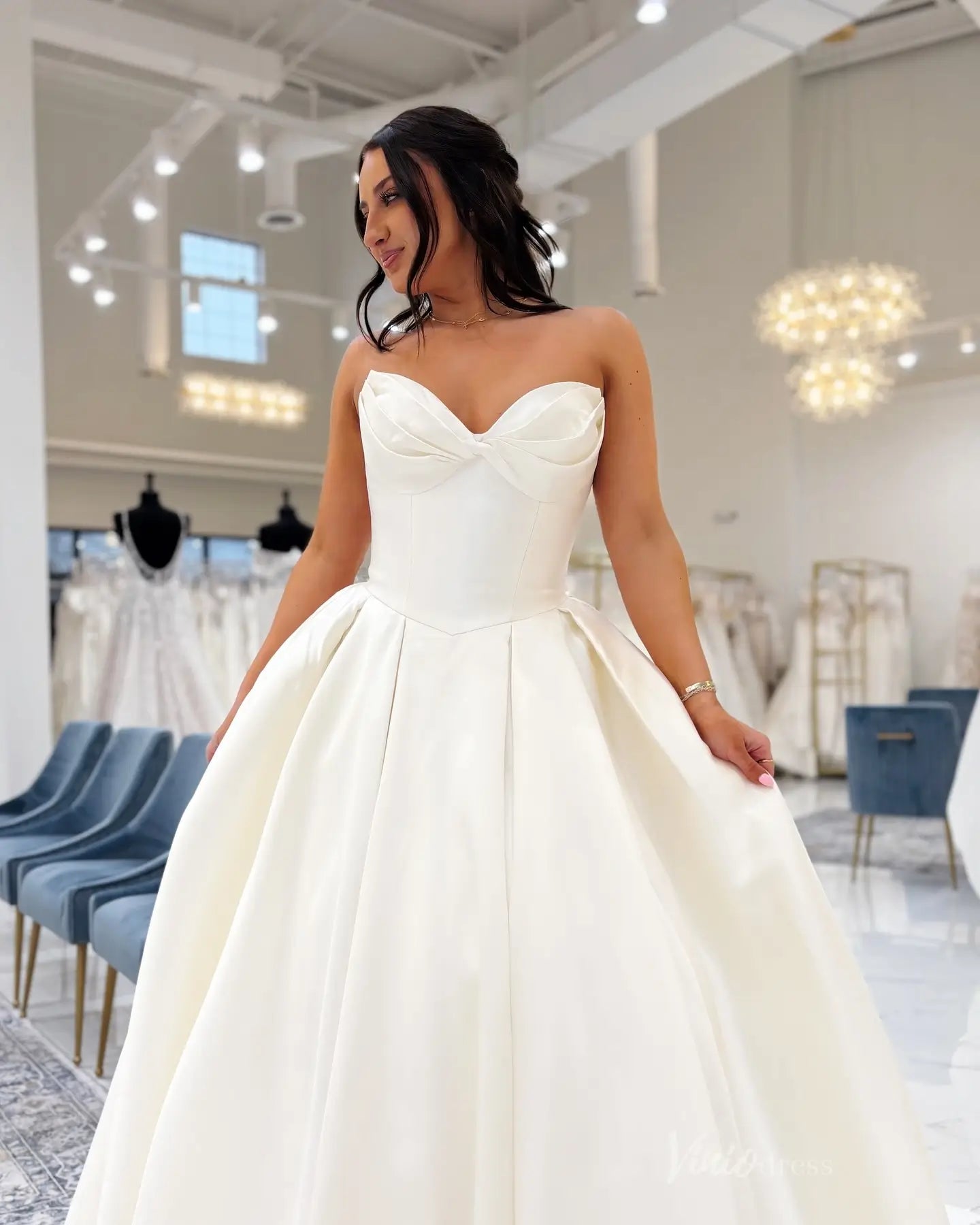Radiant Ivory Satin Ball Gown Wedding Dress with Sweetheart Corset, Basque Waistline & Chapel Train – MS129-wedding dresses 2025 -Viniodress-Ivory-Custom Size-