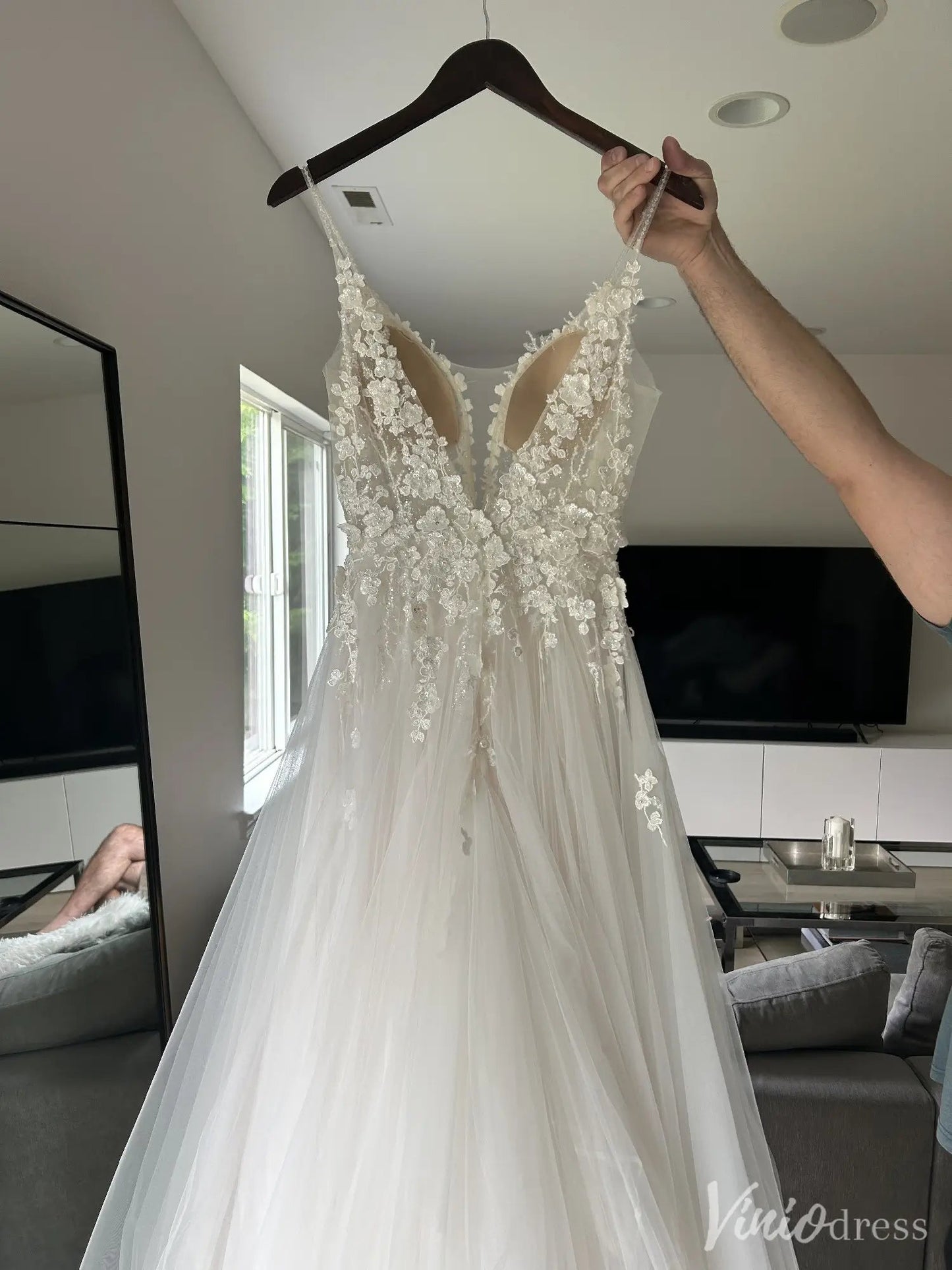 Bohemian Lace A-Line Wedding Dress with Deep V Neck and Tulle Skirt – VW2551-wedding dresses 2025 -Viniodress-Ivory-Custom Size-