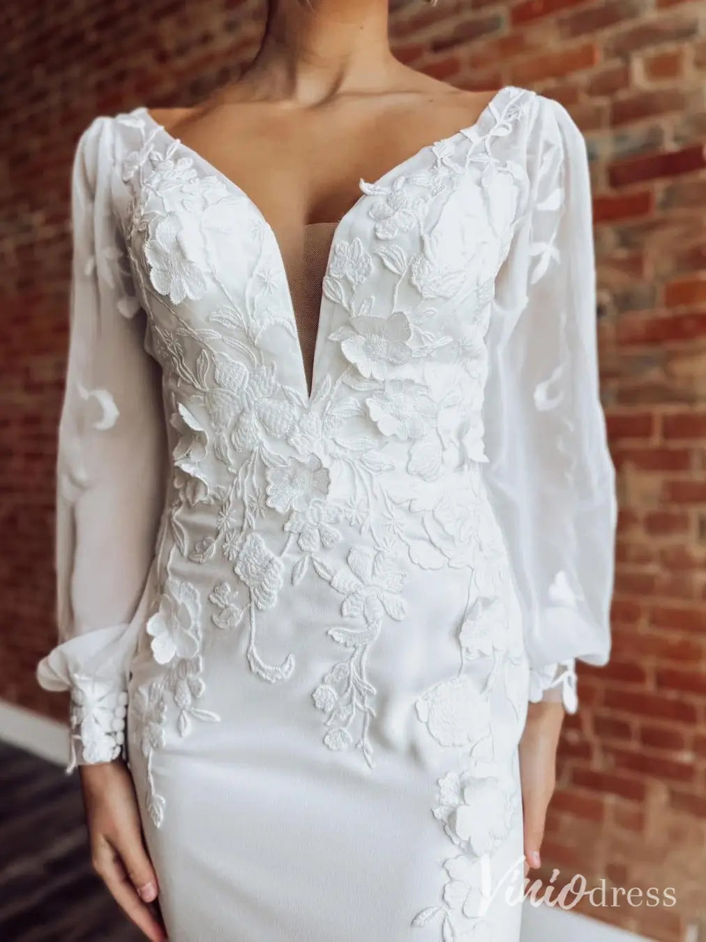 Elegant Crepe Mermaid Wedding Dress with Long Sleeves, Floral Lace Appliqué and – ML126-wedding dresses 2025 -Viniodress-Ivory-Custom Size-