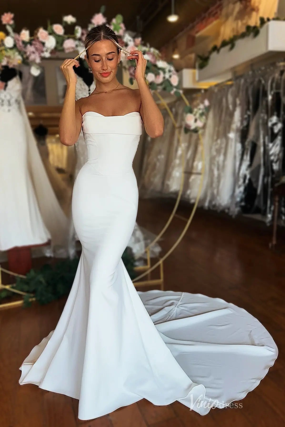 Elegant Ivory Crepe Mermaid Wedding Dress with Strapless Curved Sweetheart Neckline & Chapel Train – MN145