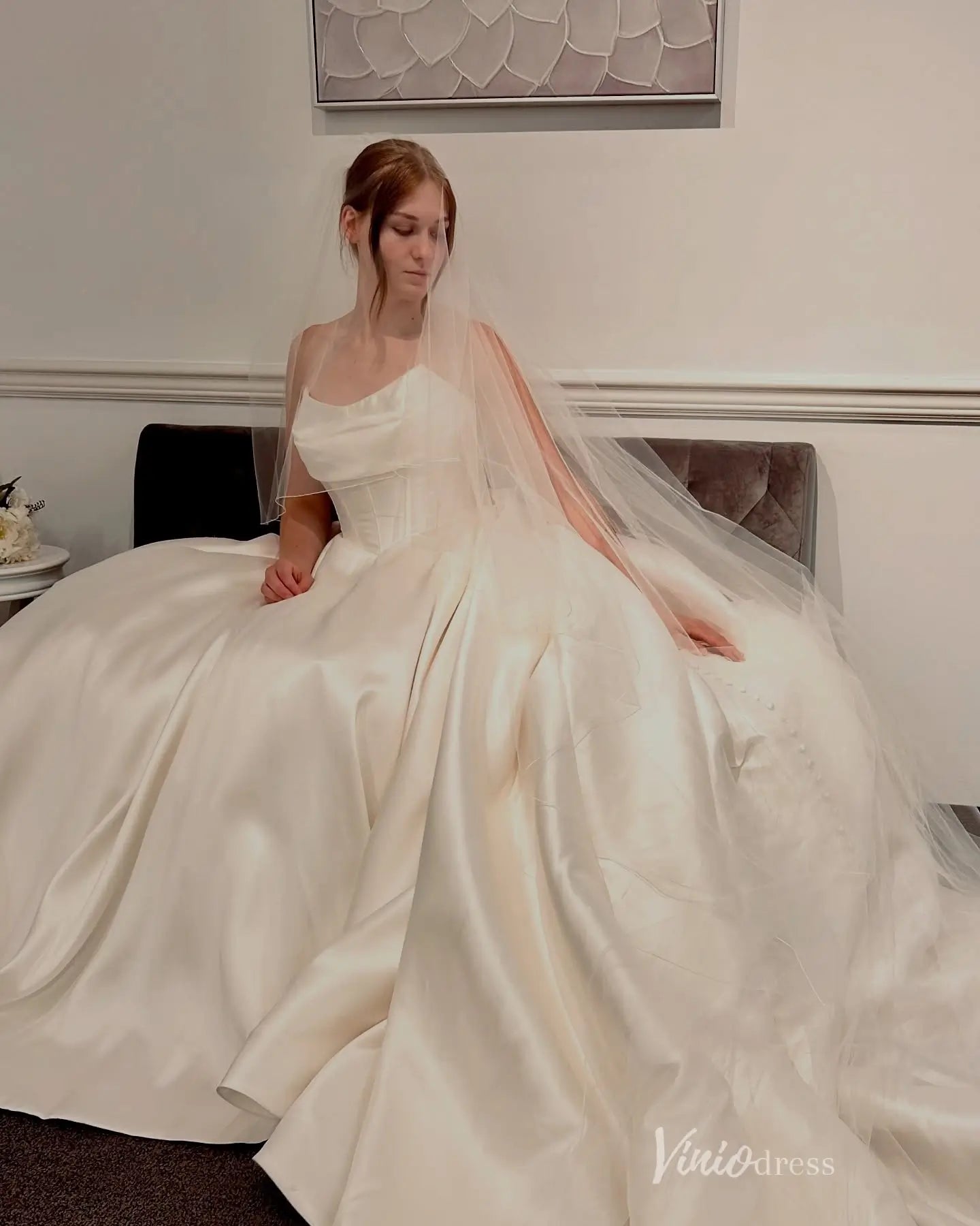 Elegant Ivory Satin Ball Gown Wedding Dress with Draped Neckline, Basque Corset Bodice & Chapel Train – MS153-wedding dresses 2026-Viniodress-Ivory-Custom Size-