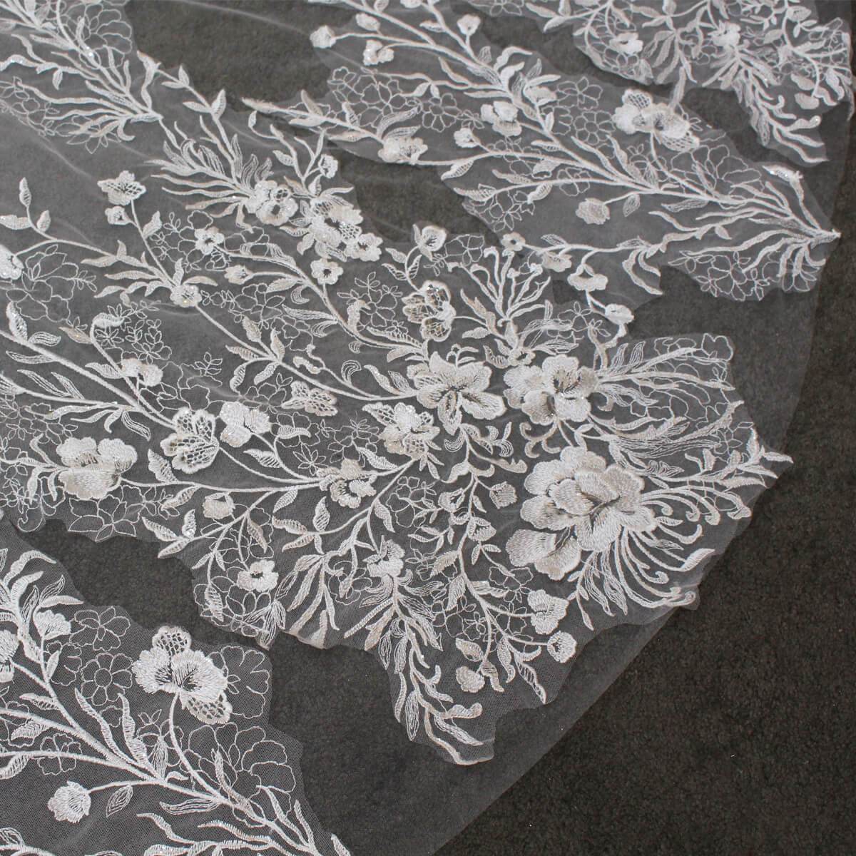 Floral Lace Cathedral Veil for Bride Viniodress V688-Bridal Veil 2025 -Viniodress-Ivory-