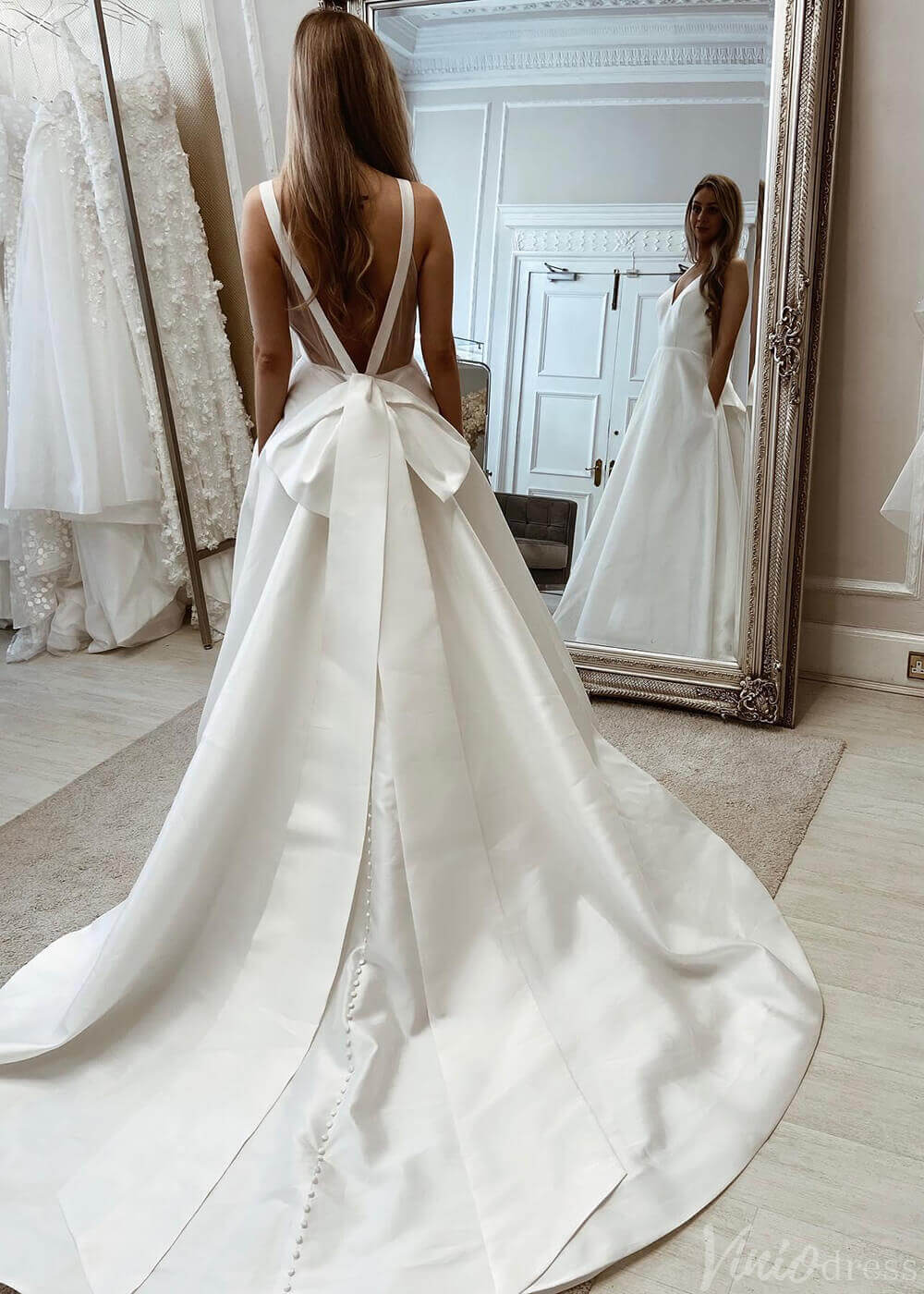 Ivory V-Neck Bow-Tie Wedding Dresses Satin Wide Strap Outdoor Bridal G –  Viniodress
