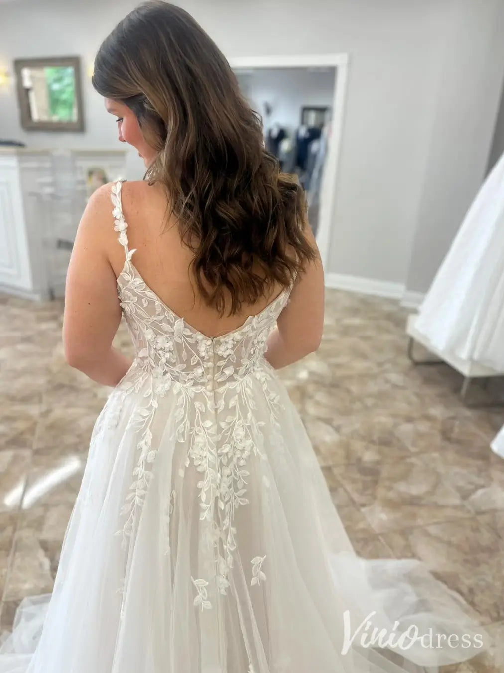 Lace Appliqué Wedding Dress with Spaghetti Straps, Backless Design, and Chapel Train – LA103-wedding dresses 2025 -Viniodress-Ivory-Custom Size-