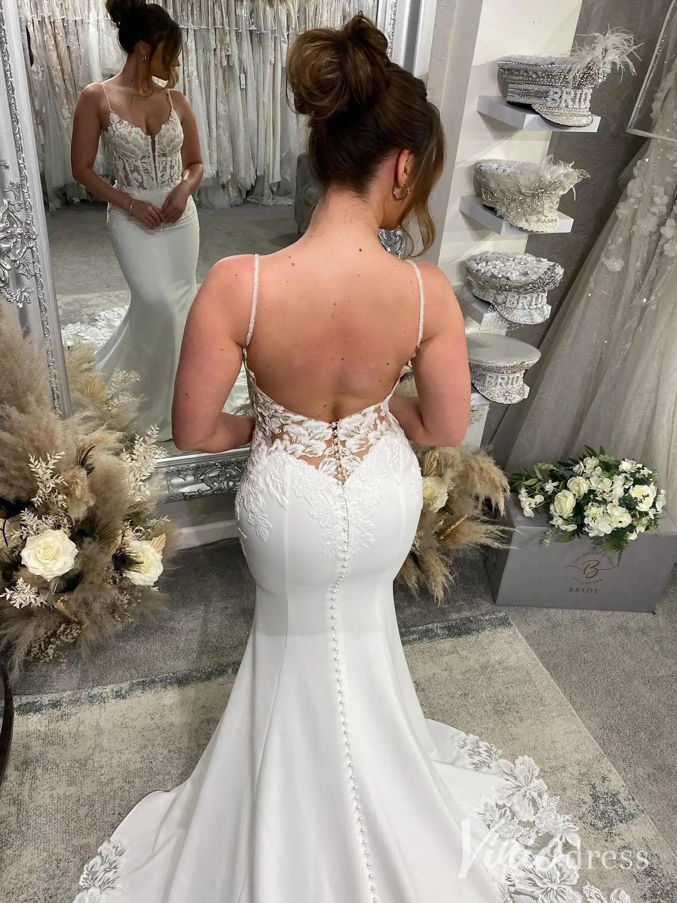 Lace Corset Crepe Wedding Dress with Spaghetti Straps and Floral Cathedral Train – ML122-wedding dresses 2025 -Viniodress-Ivory-Custom Size-