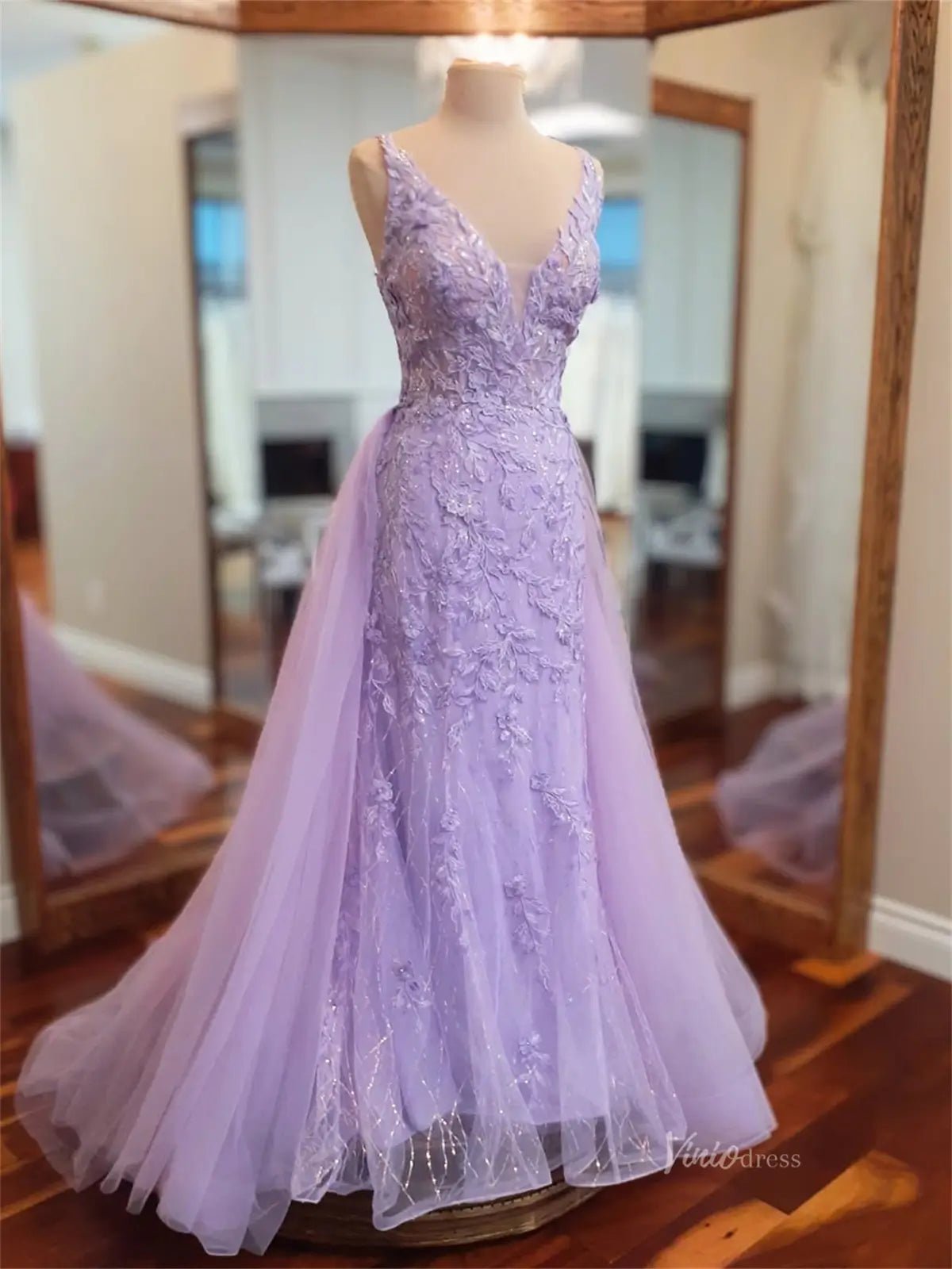 Lavender Lace Sheath Prom Dresses with Removable Overskirt & V-Neck - Viniodress Lavender Lace Sheath Prom Dresses with Removable Overskirt & V-Neck - Viniodress