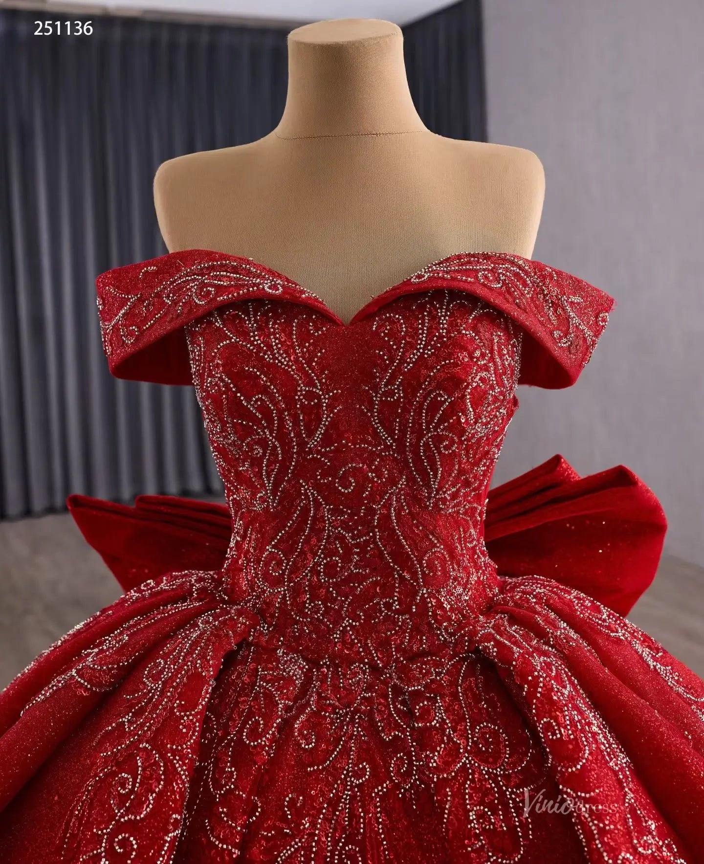 Off-the-Shoulder Red Quinceañera Dress | Ball Gown with Back Bow, Corset Back & 1m Train 251136-Quinceanera Dresses 2025 -Viniodress-Red-Custom Size-