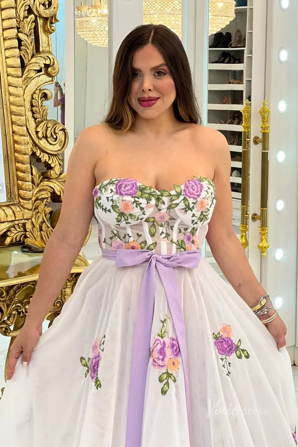 Romantic Lavender Floral Embroidered Wedding Dress with Corset Bodice, Bow Waist & Puff Sleeves – FW246-wedding dresses 2025 -Viniodress-Lavender-Custom Size-