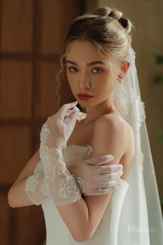 Romantic Sheer Tulle 3/4 Bridal Gloves with Fower Appliques WG145-Bridal Gloves 2026-Viniodress-Ivory-