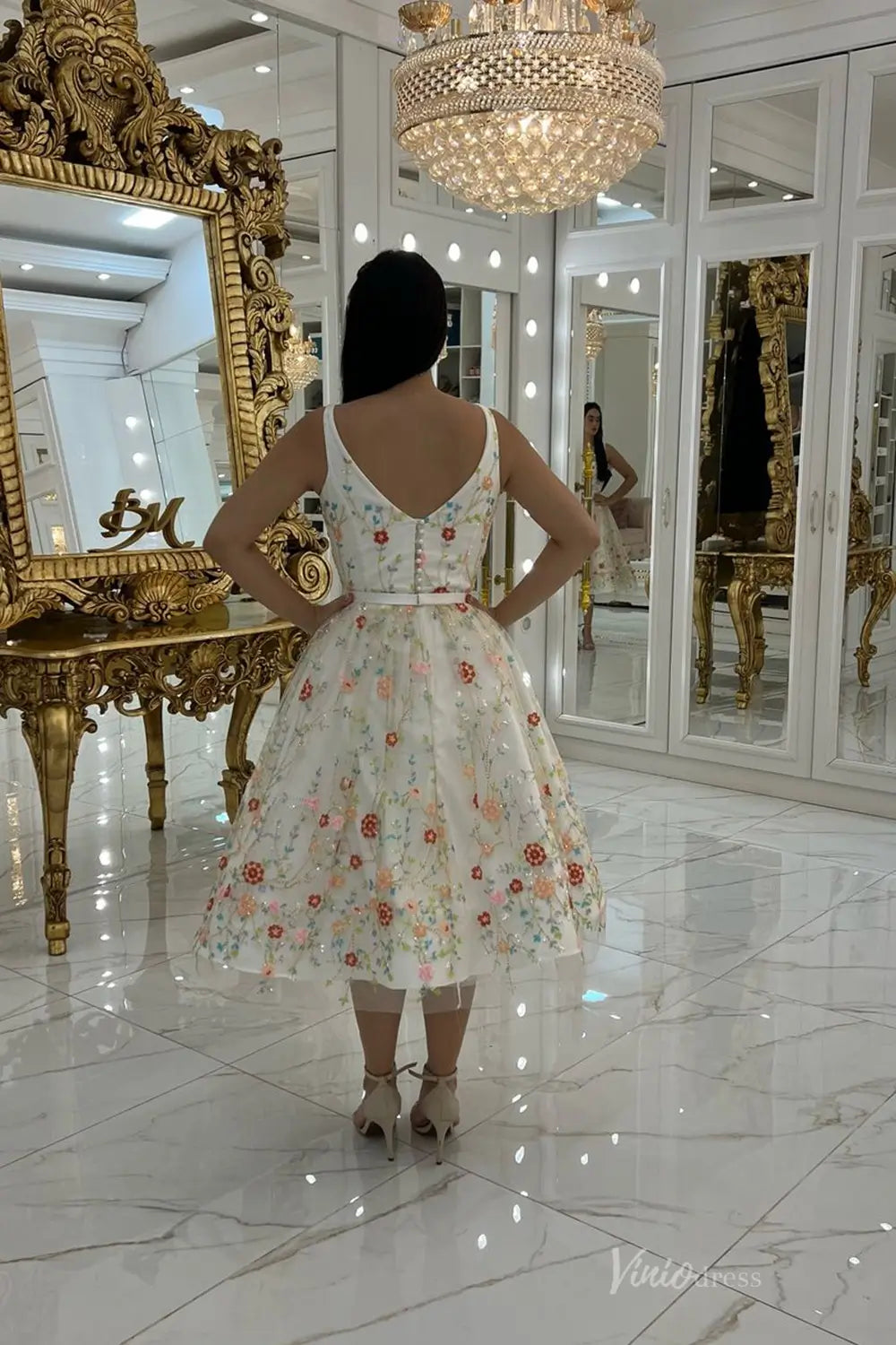 Romantic Short Floral Embroidered Wedding Dress with Square Neckline & Removable Sheer Sleeves – FW257-wedding dresses 2025 -Viniodress-Ivory-Custom Size-