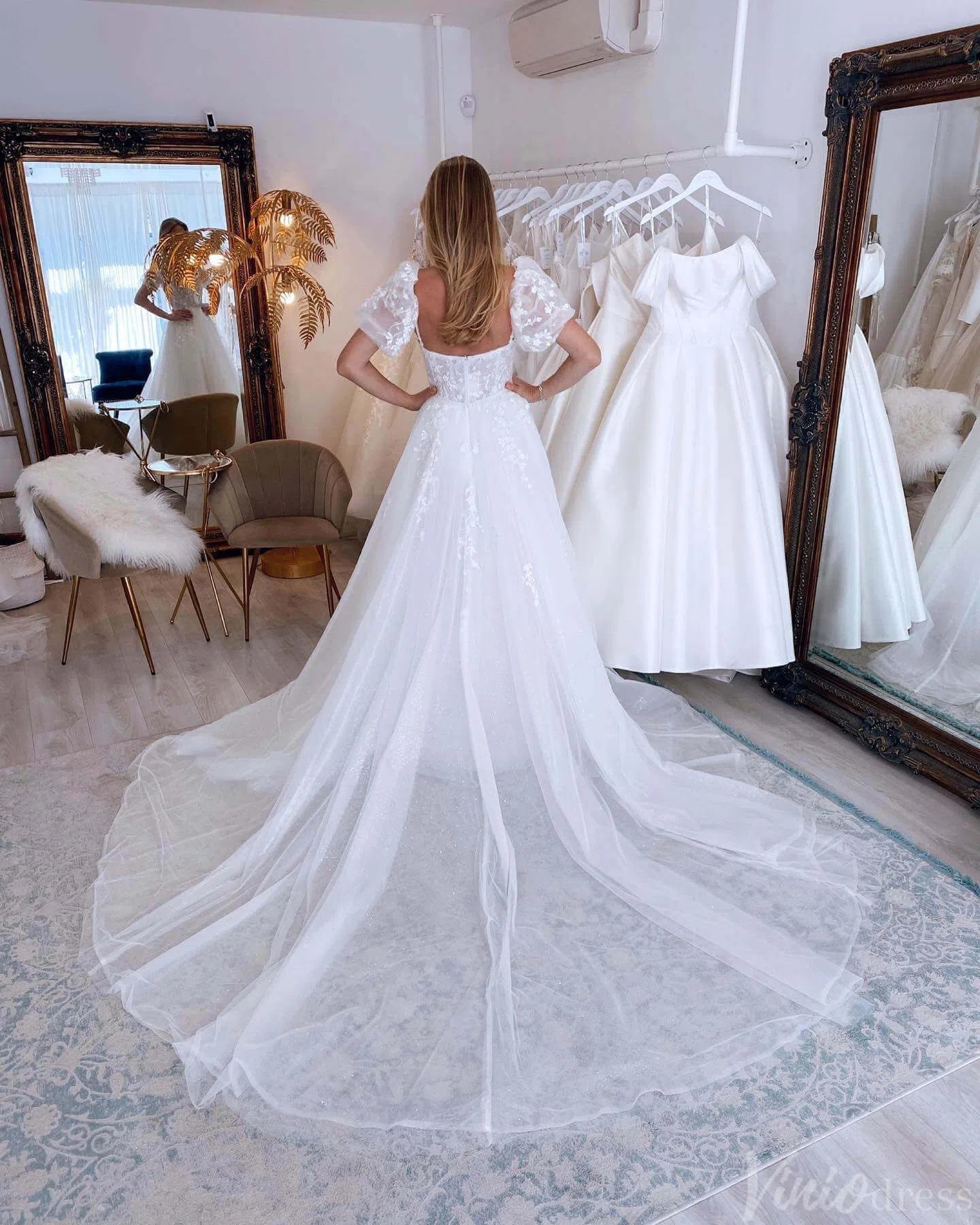 Rustic Lace Applique Wedding Dresses with Slit Puffed Sleeve Bridal Gown AW1012-wedding dresses 2025 -Viniodress-Ivory-Custom Size-