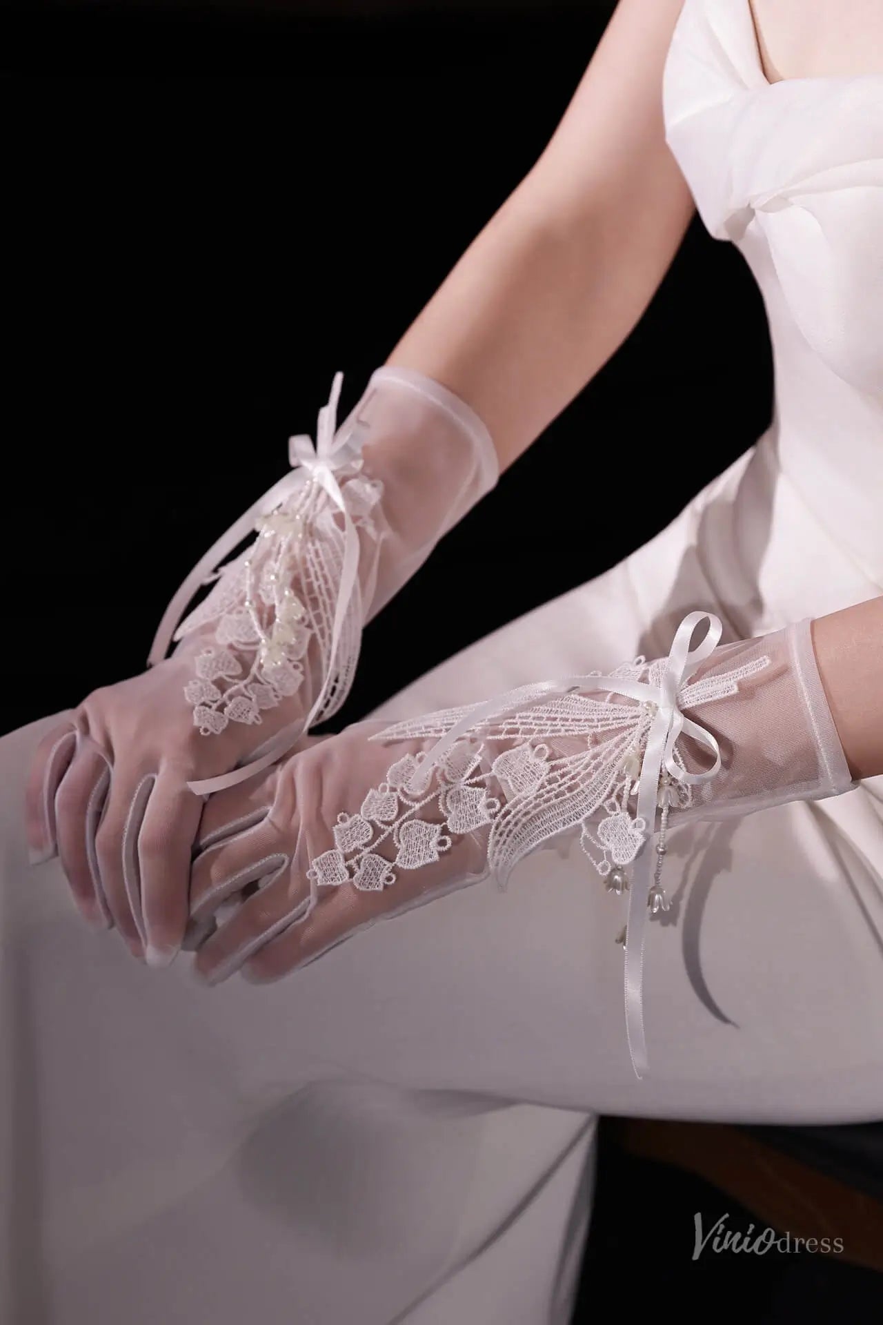 Short Sheer Bridal Gloves with Lily of the Valley Lace & Bow Detail WG219-Bridal Gloves 2026-Viniodress-Ivory-