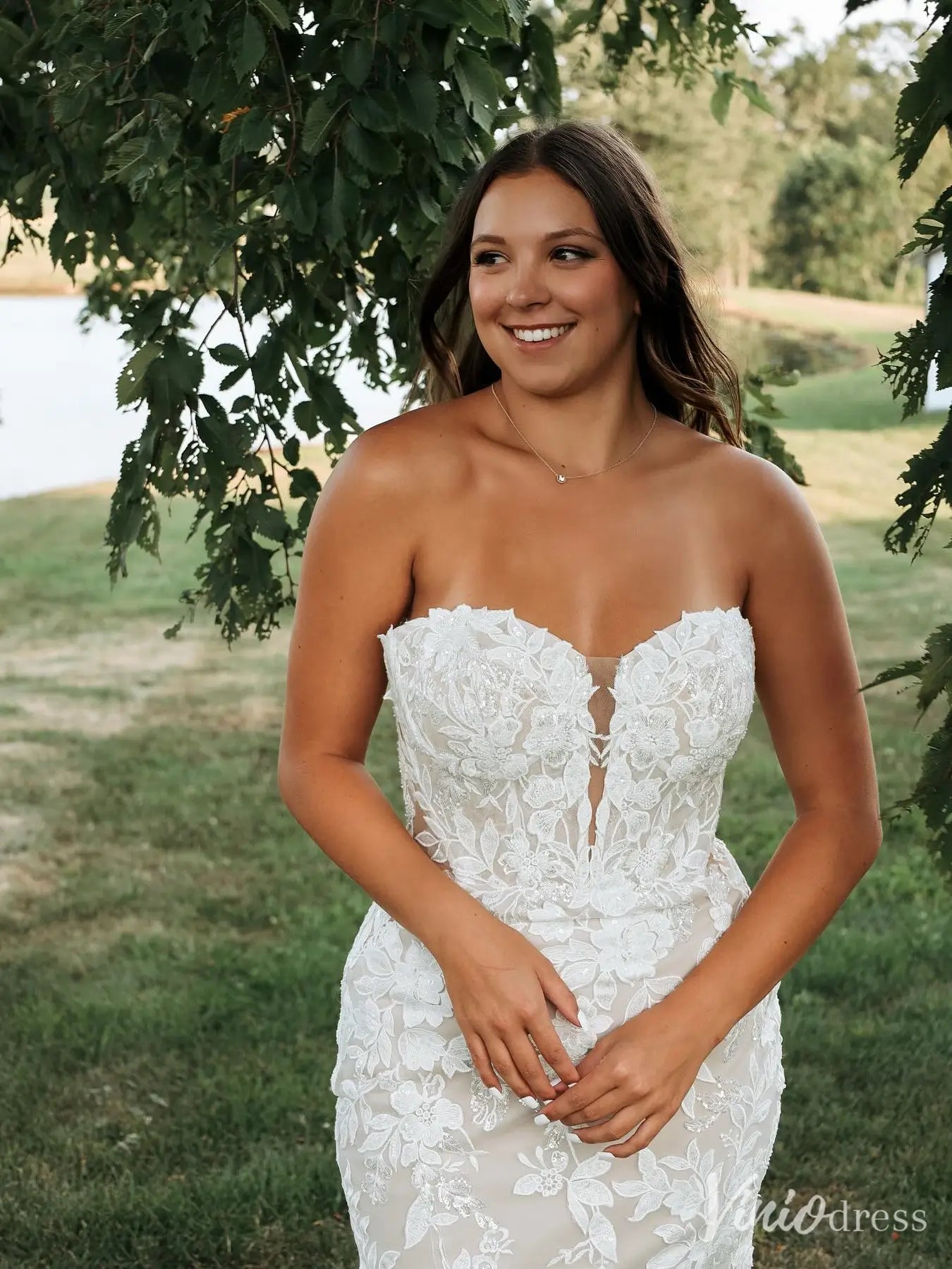 Strapless Lace Mermaid Wedding Dress with Deep Illusion Plunge and Cathedral Train – VW2602-wedding dresses 2025 -Viniodress-Beige-Custom Size-