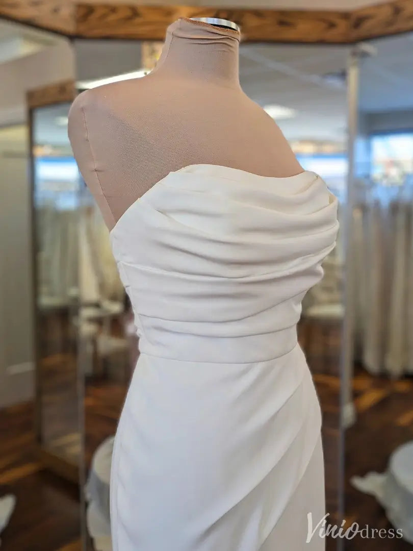 Strapless White Crepe Wedding Dress with Ruched Bodice and Slit – VW2537-wedding dresses 2025 -Viniodress-White-Custom Size-