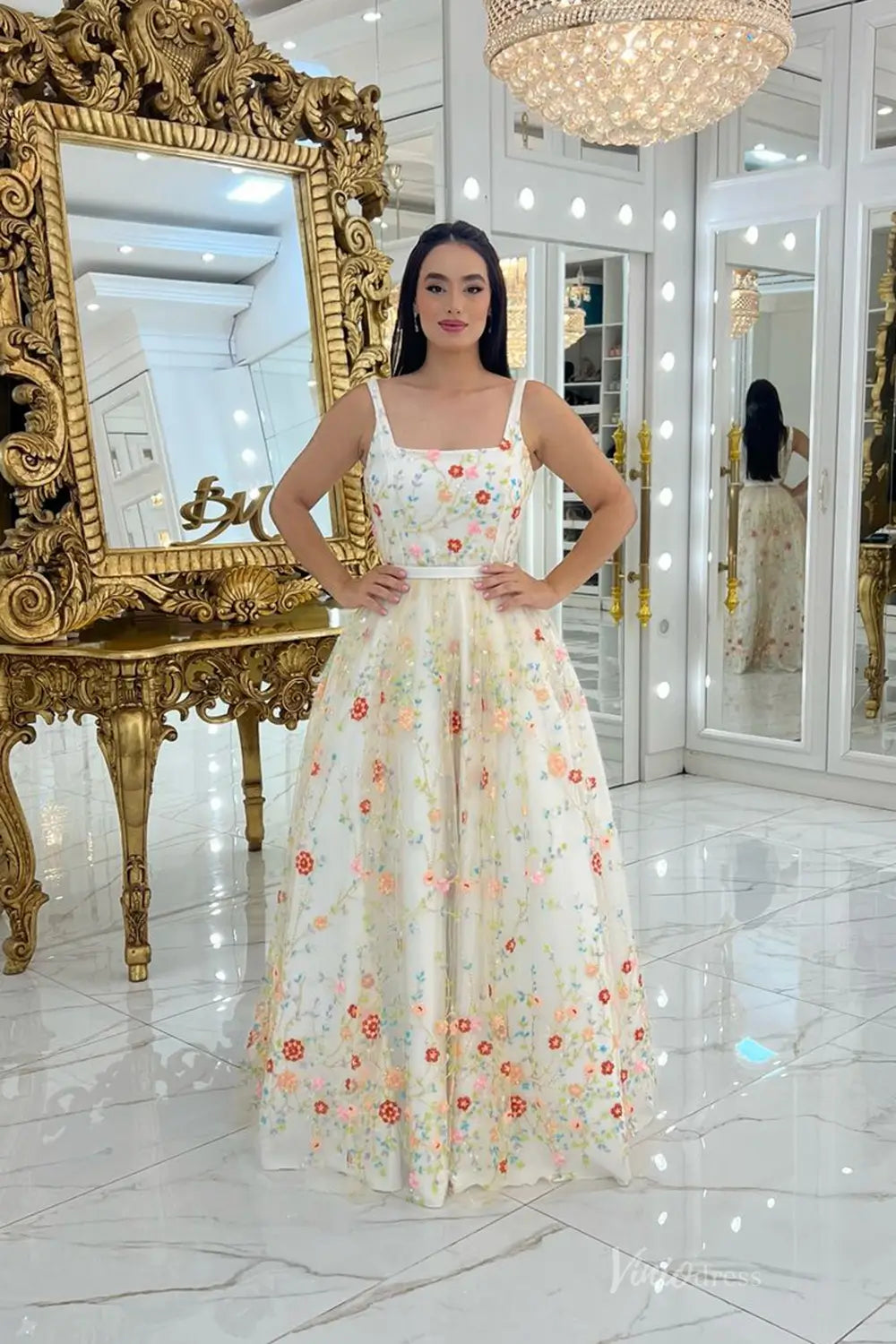 Whimsical Floral Embroidered Ball Gown with Square Neckline & Removable Sheer Cape Sleeves – FW256-wedding dresses 2025 -Viniodress-Ivory-Custom Size-