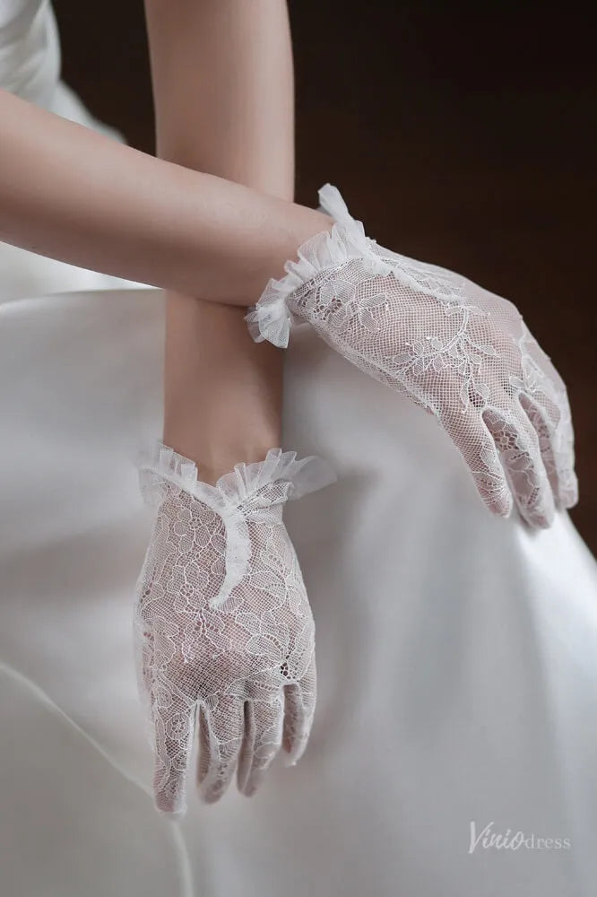 White Lace Bridal Gloves with Ruffle Cuff – Short Romantic Wedding Glo –  Viniodress