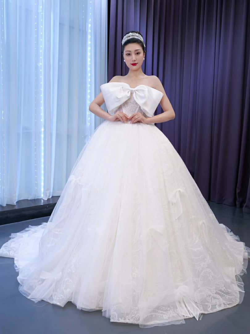 Reign Mary's Bridal Dresses Big Bow Tie Wedding Dresses Glittery White Ball Gown 67529 Ivory US20W Reign Mary's Bridal Dresses Big Bow Tie Wedding Dresses Glittery White Ball Gown 67529 Ivory US20W