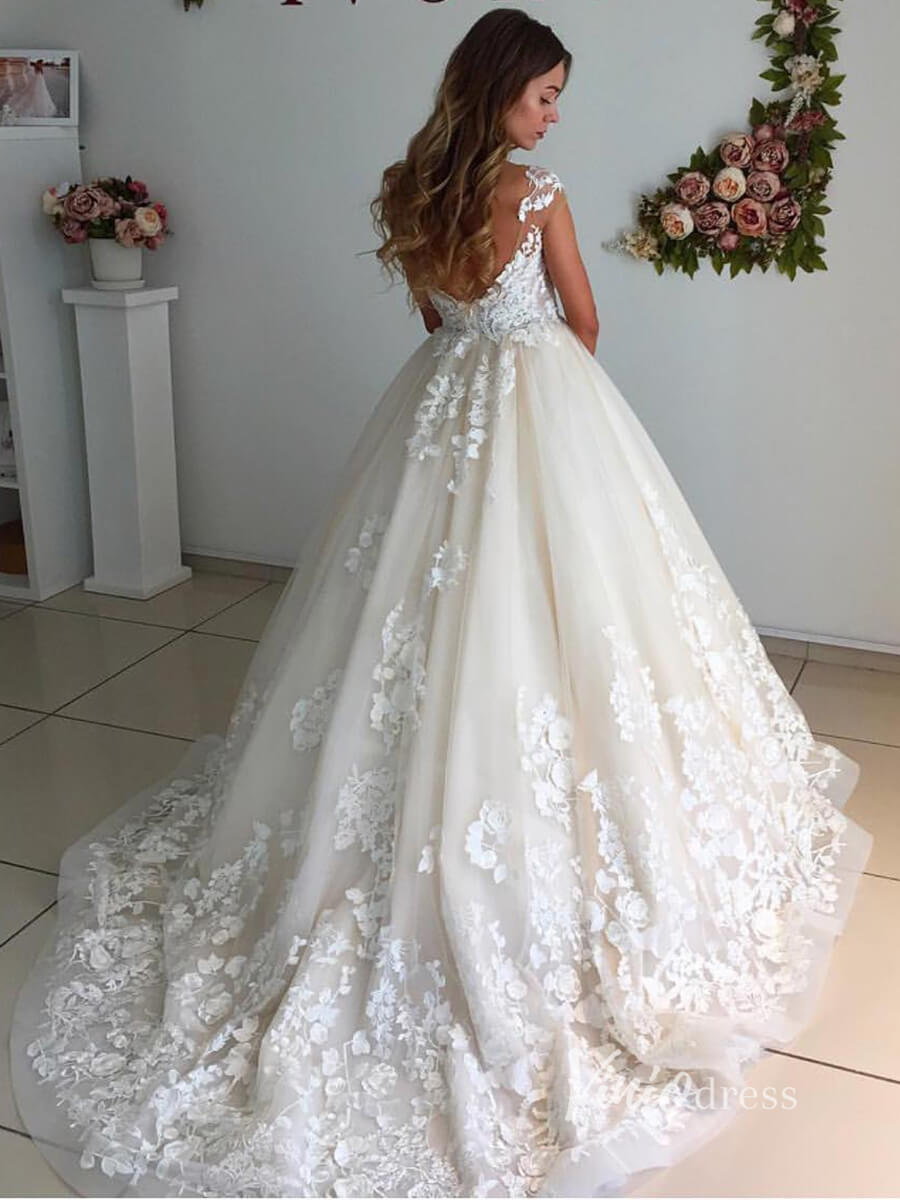 Classy Lace Appliquéd Ball Gown Wedding Dress | Illusion Neck Tulle Bridal Gown with Open Back VW2109-wedding dresses 2025 -Viniodress-Ivory-Custom Size-