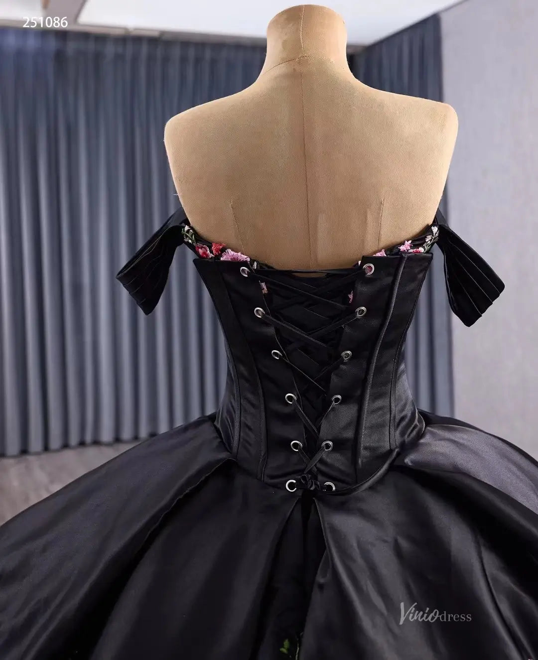 corset black wedding dresses Wedding Ivory Irish Lace Dress main image 1