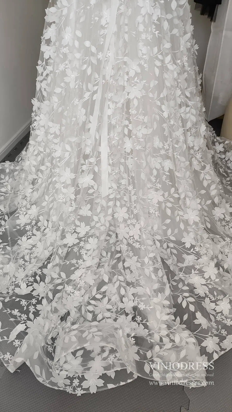 3D Leaf Lace Country Wedding Dresses Half Sleeve V-neck Bridal Gown VW1869-wedding dresses 2025 -Viniodress-Ivory-Custom Size-