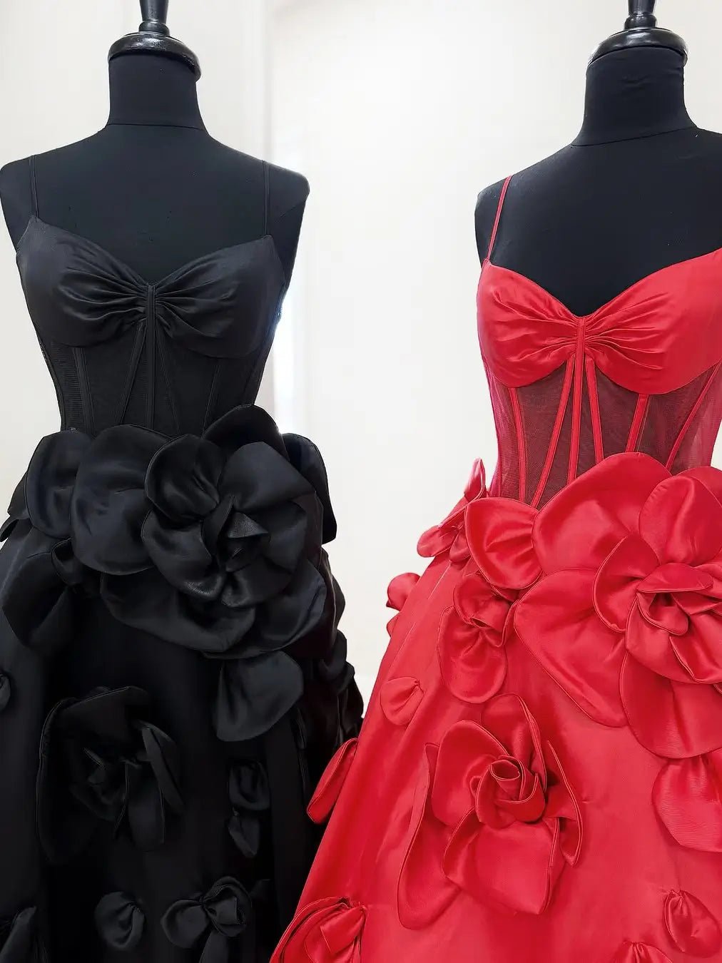 Red Satin Prom Dress with 3D Flower, Spaghetti Strap & Sheer Boned Bodice – Style FD5021-prom dresses 2025 -Viniodress-Red-Custom Size-
