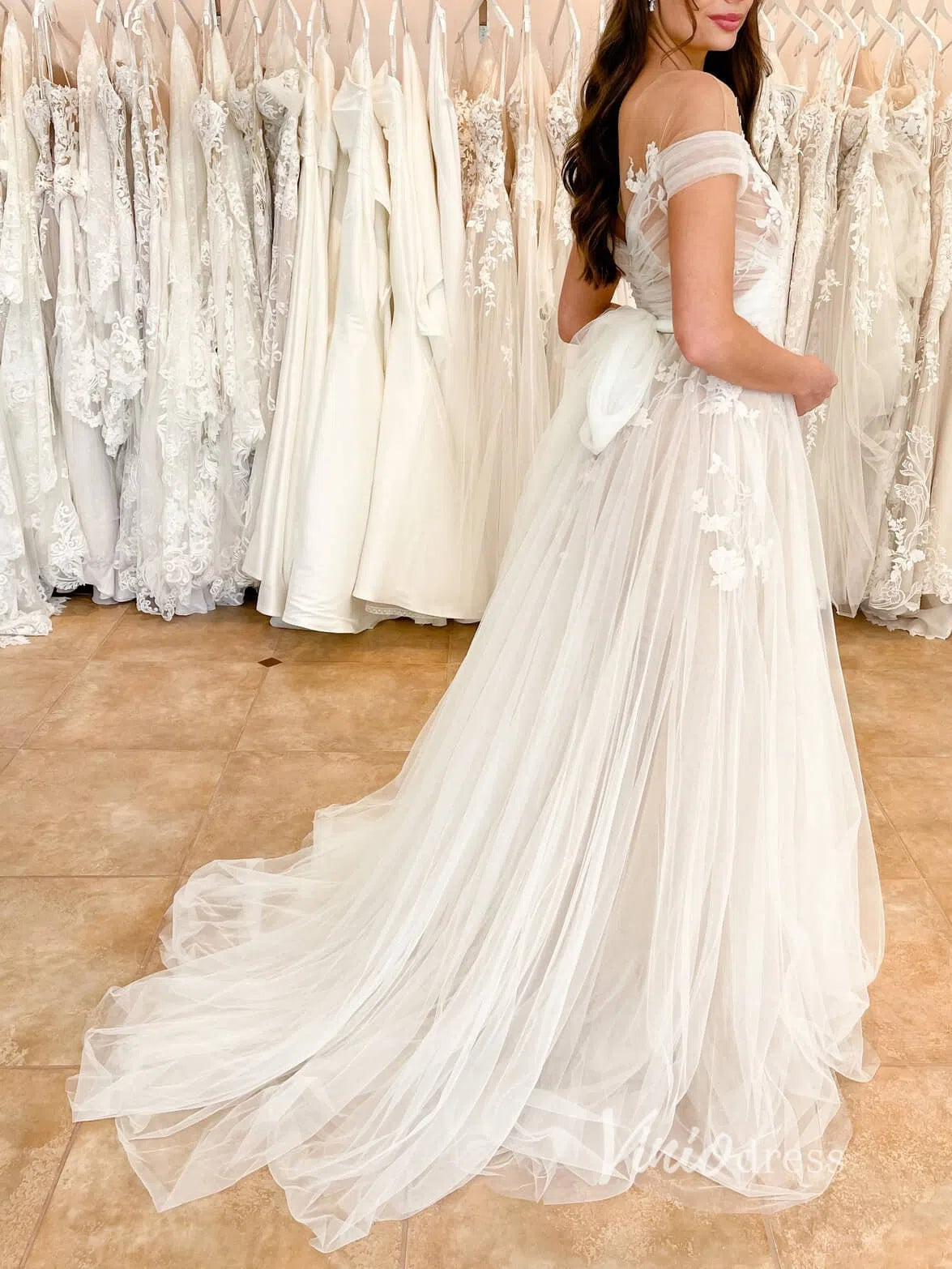 A-line Tulle Country Wedding Dress with Pockets VW1409-wedding dresses 2025 -Viniodress-Ivory-Custom Size-