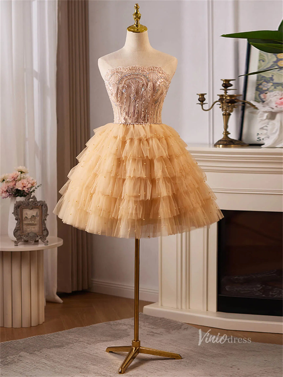 Champagne Ruffled Tiered Homecoming Dresses Strapless Lace Short Prom Dress BJ060