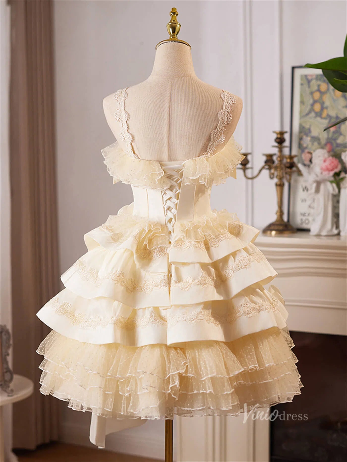 Champagne Ruffled 3D Flower Homecoming Dresses Spaghetti Strap Lace Short Prom Dress BJ062