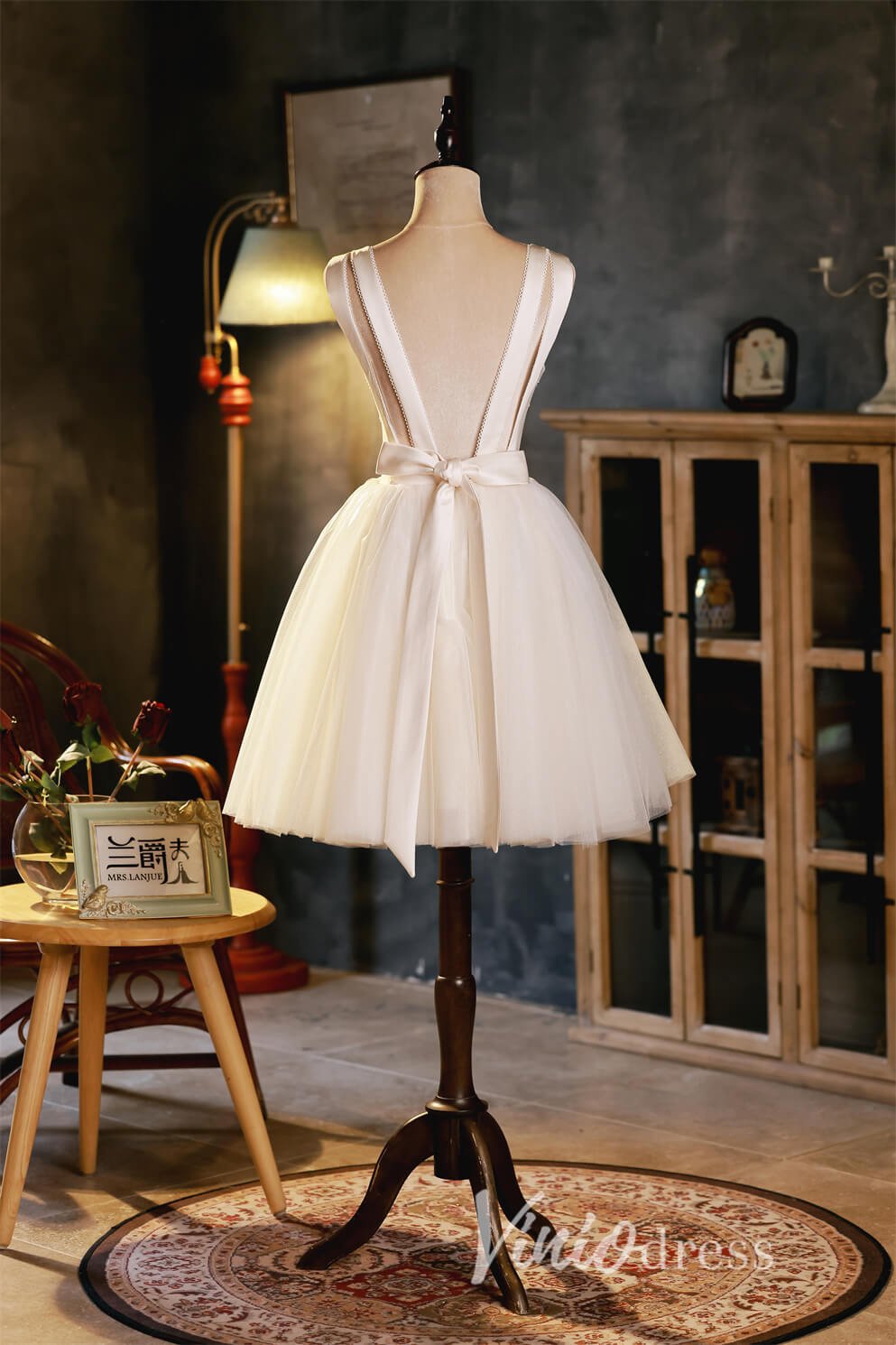 Backless Homecoming Dresses Short Graduation Dress with Bow SD1452 – Viniodress
