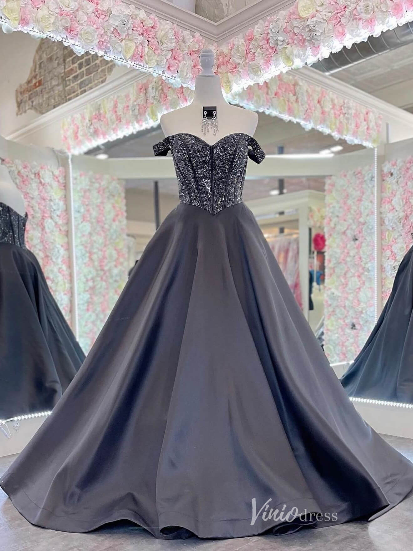 Black Off the Shoulder Satin Prom Dresses Beaded Boned Bodice FD4022-prom dresses 2025 -Viniodress-Black-Custom Size-