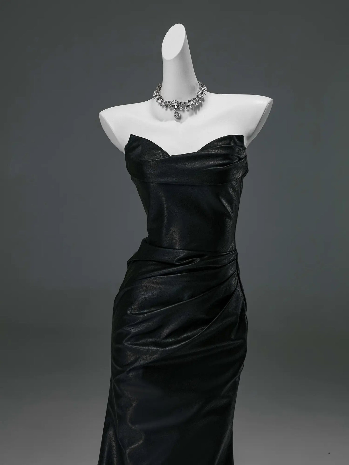 Black Strapless Satin Prom Dresses with Sweetheart Neckline & Ruched Bodice - CQ0134-Couture Gown 2025 -Viniodress-Black-Custom Size-