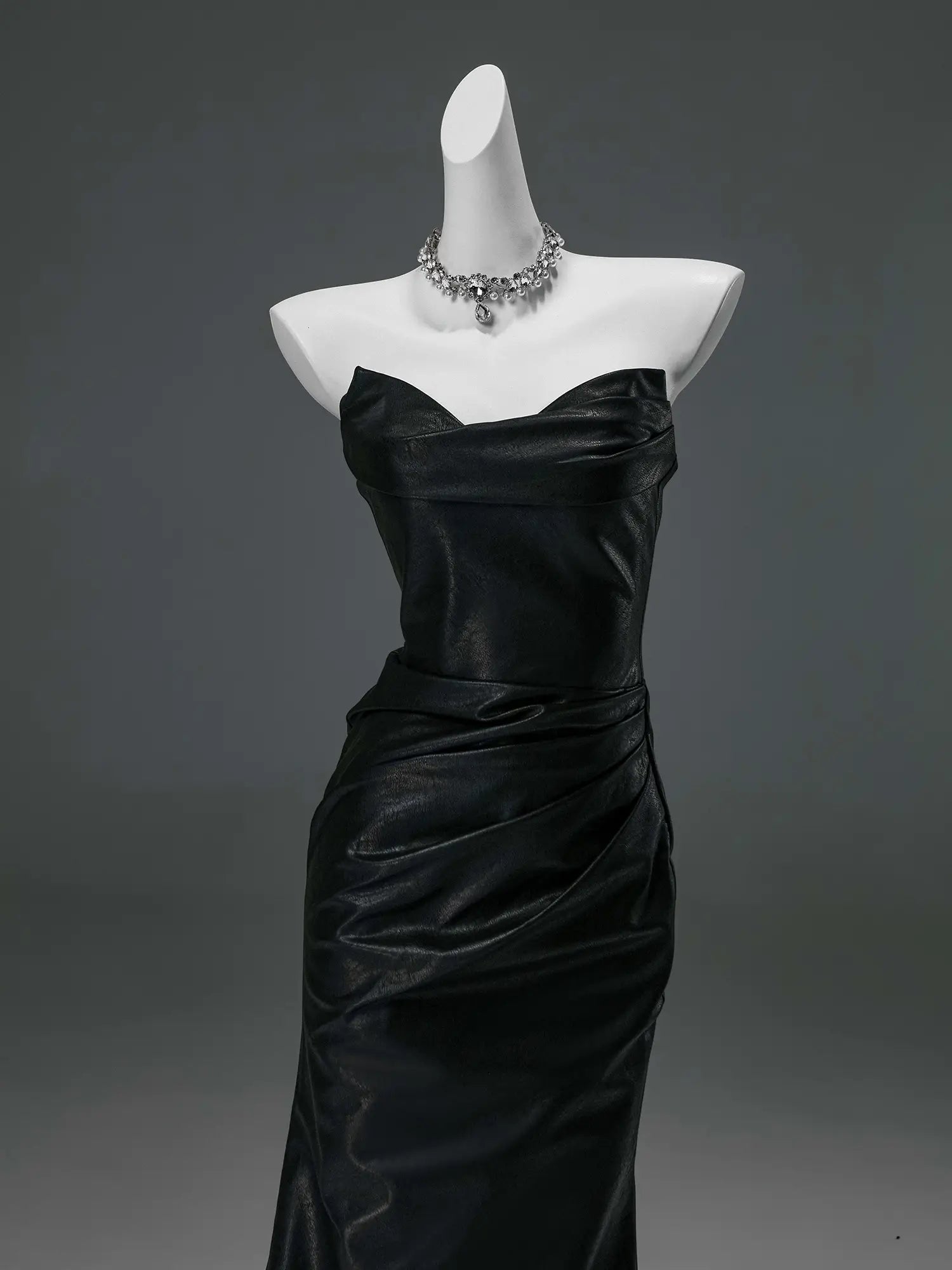 Black Strapless Satin Prom Dresses with Sweetheart Neckline & Ruched Bodice - CQ0134-Couture Gown 2025 -Viniodress-Black-Custom Size-