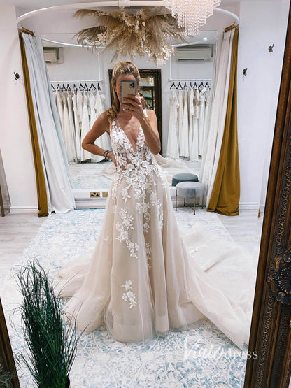 Champagne A-line Wedding Dresses V-neck Lace Appliqued Tulle Bridal Go – Viniodress