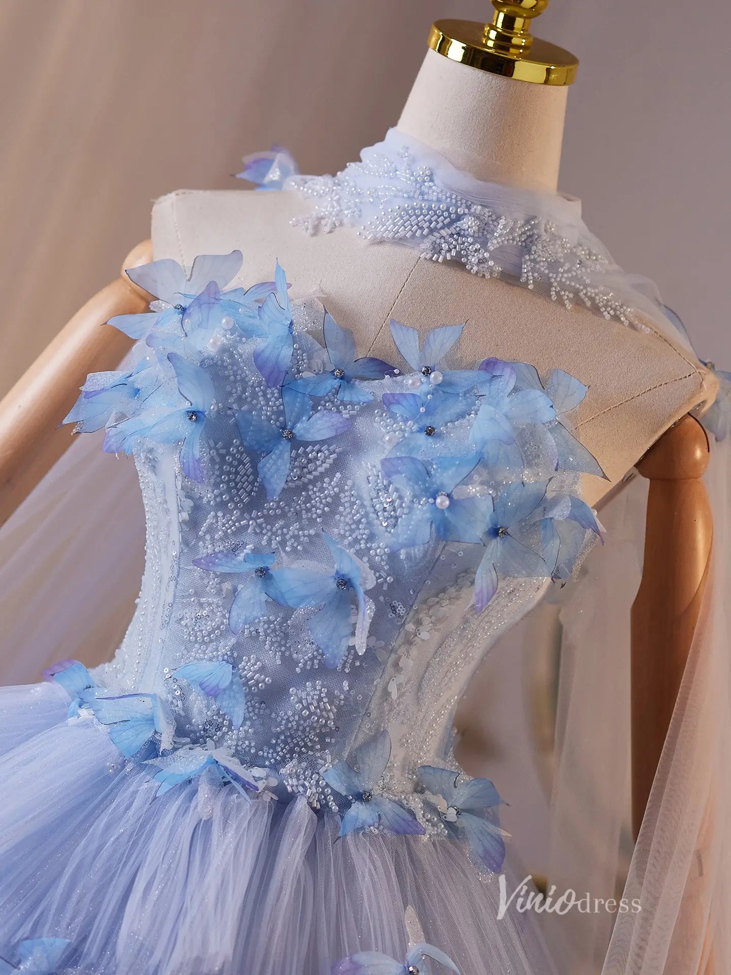 Dreamy Light Blue 3D Butterfly Evening Gown with Sheer Beaded Bodice, Layered Tulle Skirt & Removable Sheer Shawl – BJ097-prom dresses 2025 -Viniodress-Light Blue-Custom Size-