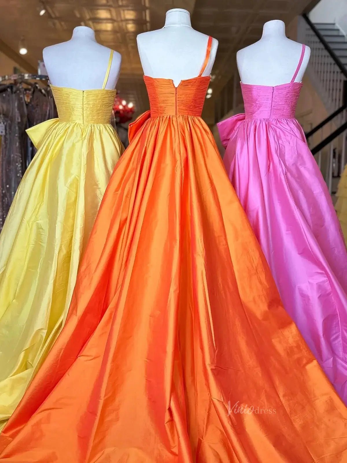 Elegant Satin One Shoulder Prom Dresses with Bow & Pockets - FD5139-prom dresses 2025 -Viniodress-Custom Colors-Custom Size-