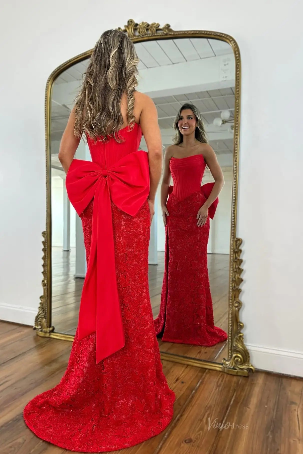 Elegant Strapless Lace Mermaid Prom Dress with Satin Corset Bodice, Oversized Bow Back & High Slit – LP047-Prom Dresses 2026-Viniodress-Light Blue-US 0-