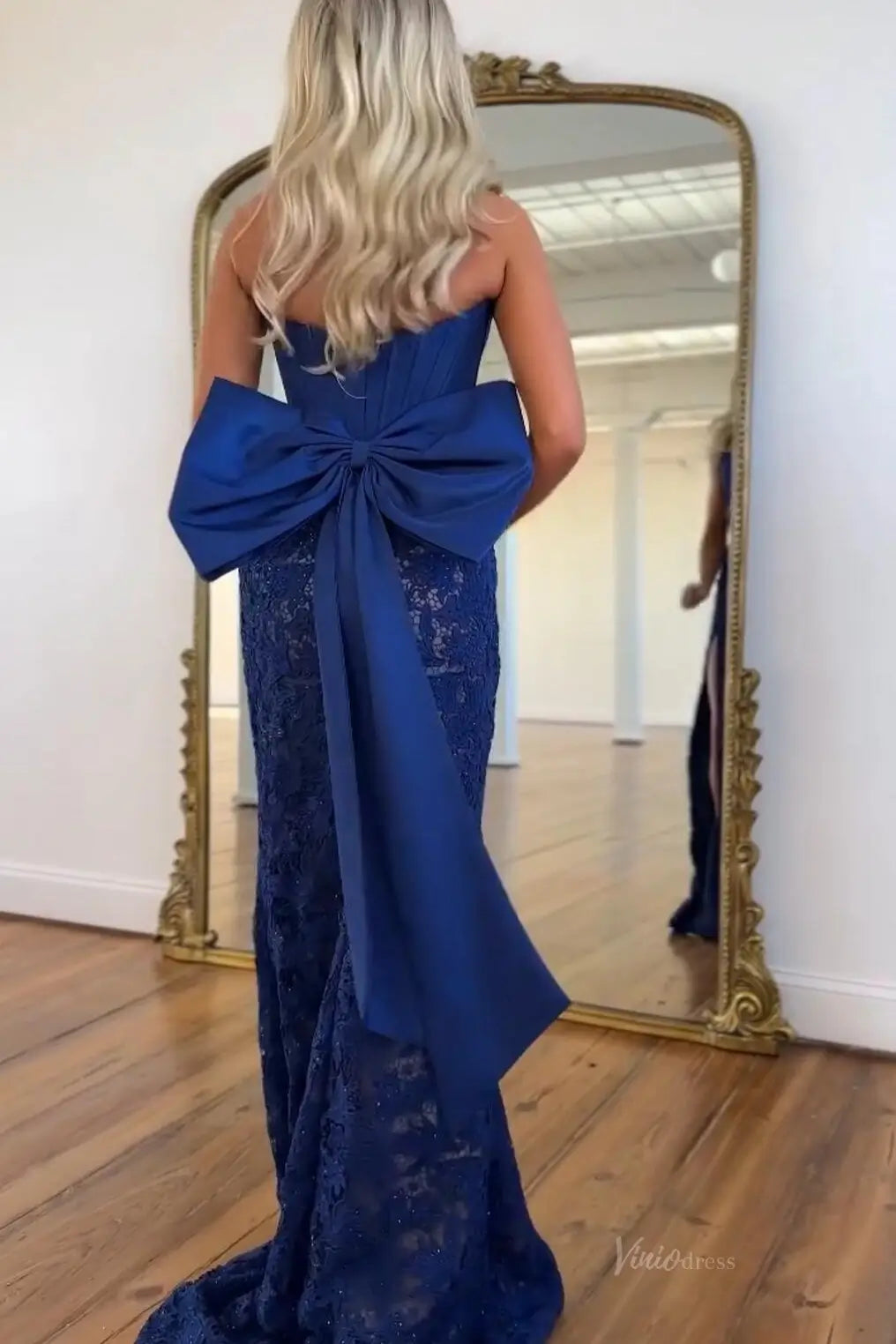 Elegant Strapless Lace Mermaid Prom Dress with Satin Corset Bodice, Oversized Bow Back & High Slit – LP047-Prom Dresses 2026-Viniodress-Light Blue-US 0-