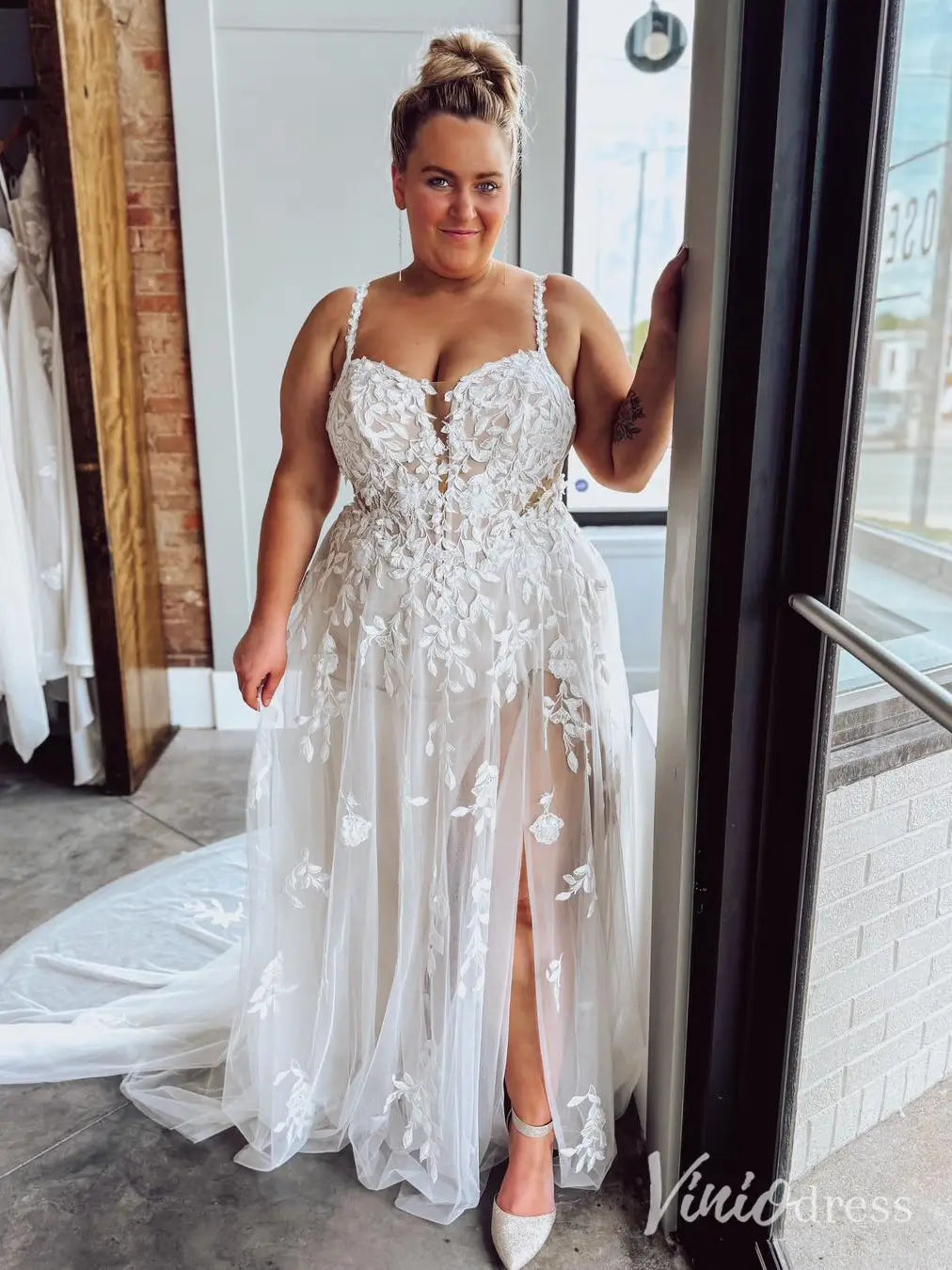 Ethereal Plus Size Lace Wedding Dress with Slit and Train – LA121 – Viniodress
