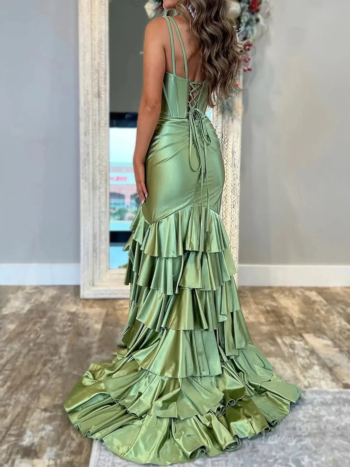 Green Satin Mermaid Prom Dresses 2025 with V-Neck, Slit, Ruffle & Spaghetti Strap – FD5092