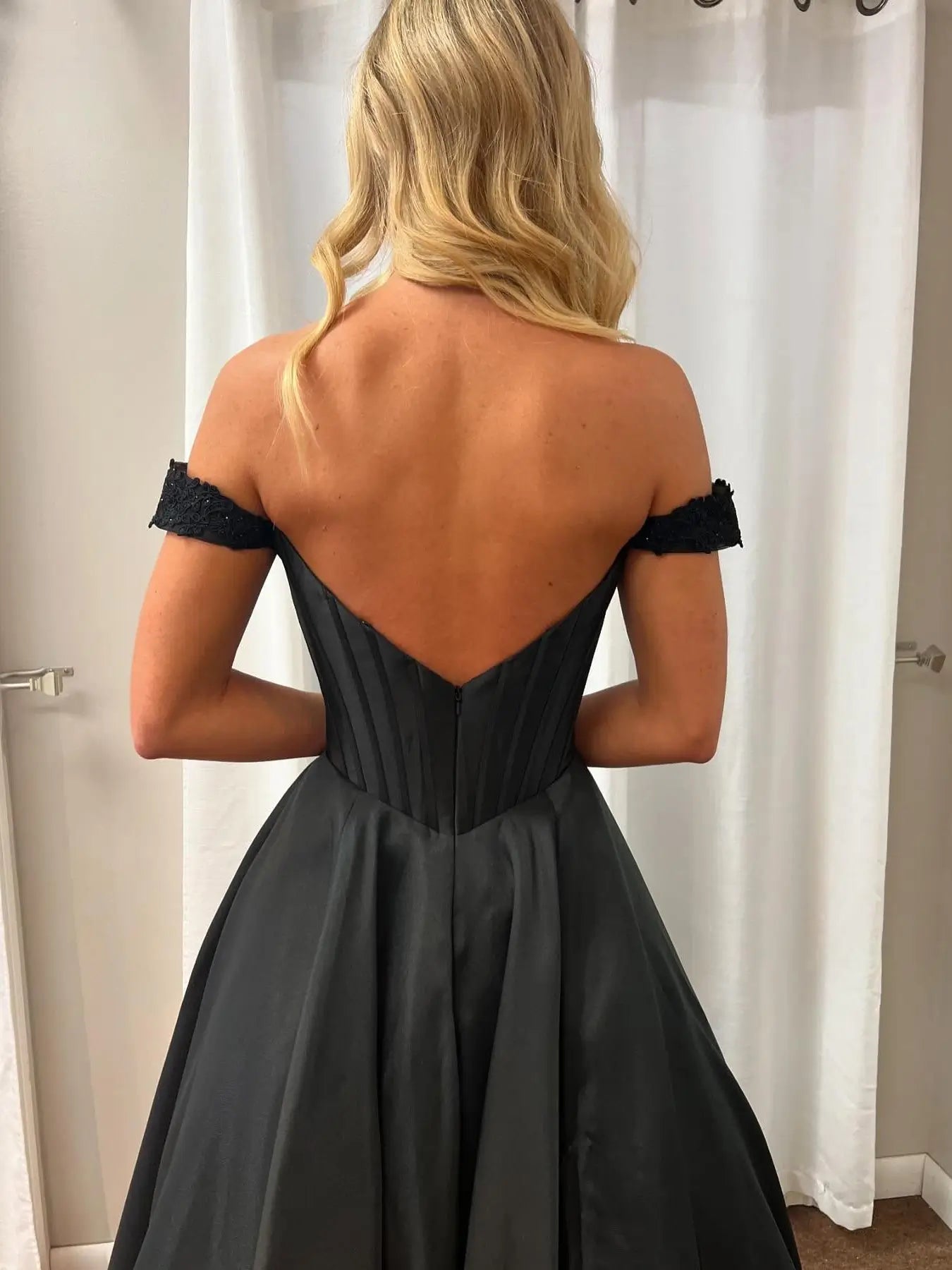 Black Off the Shoulder Satin Prom Dress with Pockets & Beaded Sweetheart Neckline – Style FD5197