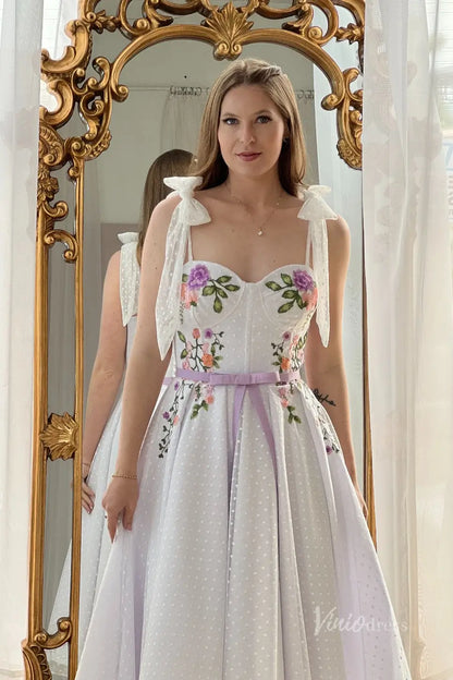 Graceful Floral Embroidered Midi Wedding Dress with Sweetheart Bustier & Dotted Tulle Skirt – FW252-wedding dresses 2025 -Viniodress-White-Custom Size-