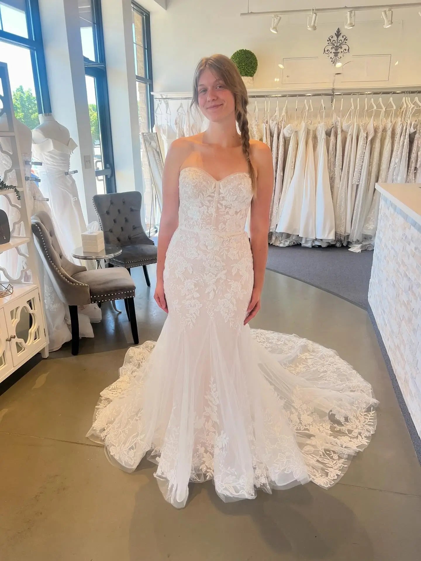 Ivory Lace Mermaid Wedding Dress with Sweetheart Neckline, Sheer Corset Bodice & Chapel Train – ML167-wedding dresses 2026-Viniodress-Ivory-Custom Size-