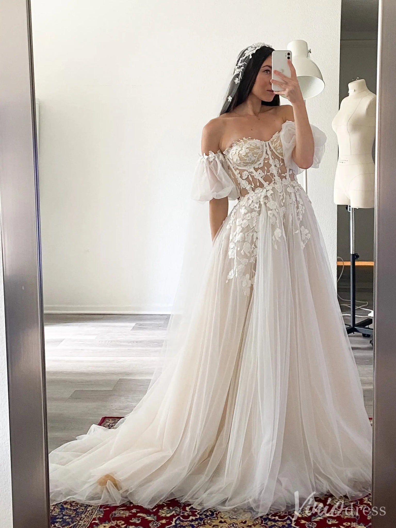 Romantic Off-Shoulder Tulle Wedding Dress with Detachable Puff Sleeves – VW2521-wedding dresses 2025 -Viniodress-Champagne-Custom Size-