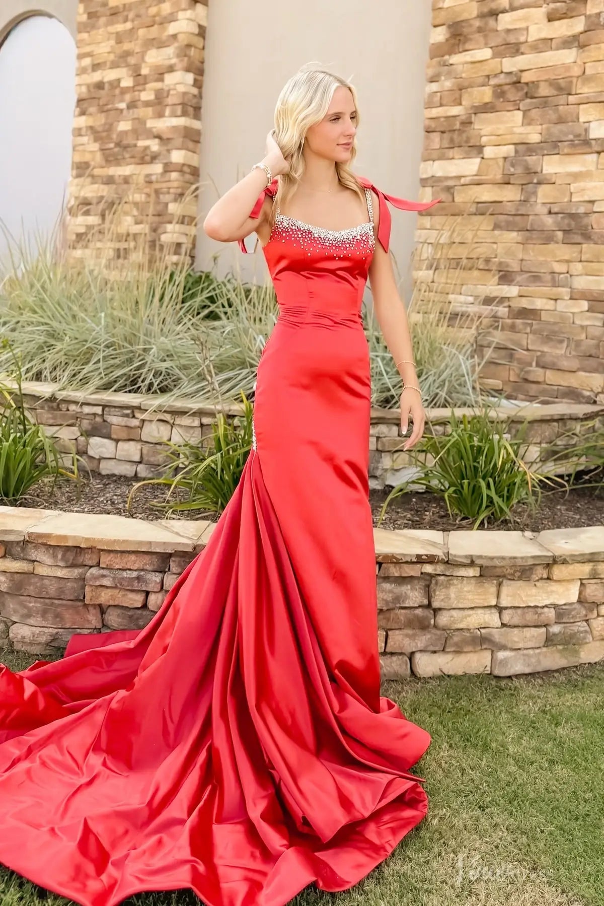 Light Blue Satin Mermaid Prom Dress with Beaded Neckline, Bow Straps & Flared Train – SS191-prom dresses 2026-Viniodress-Red-Custom Size-