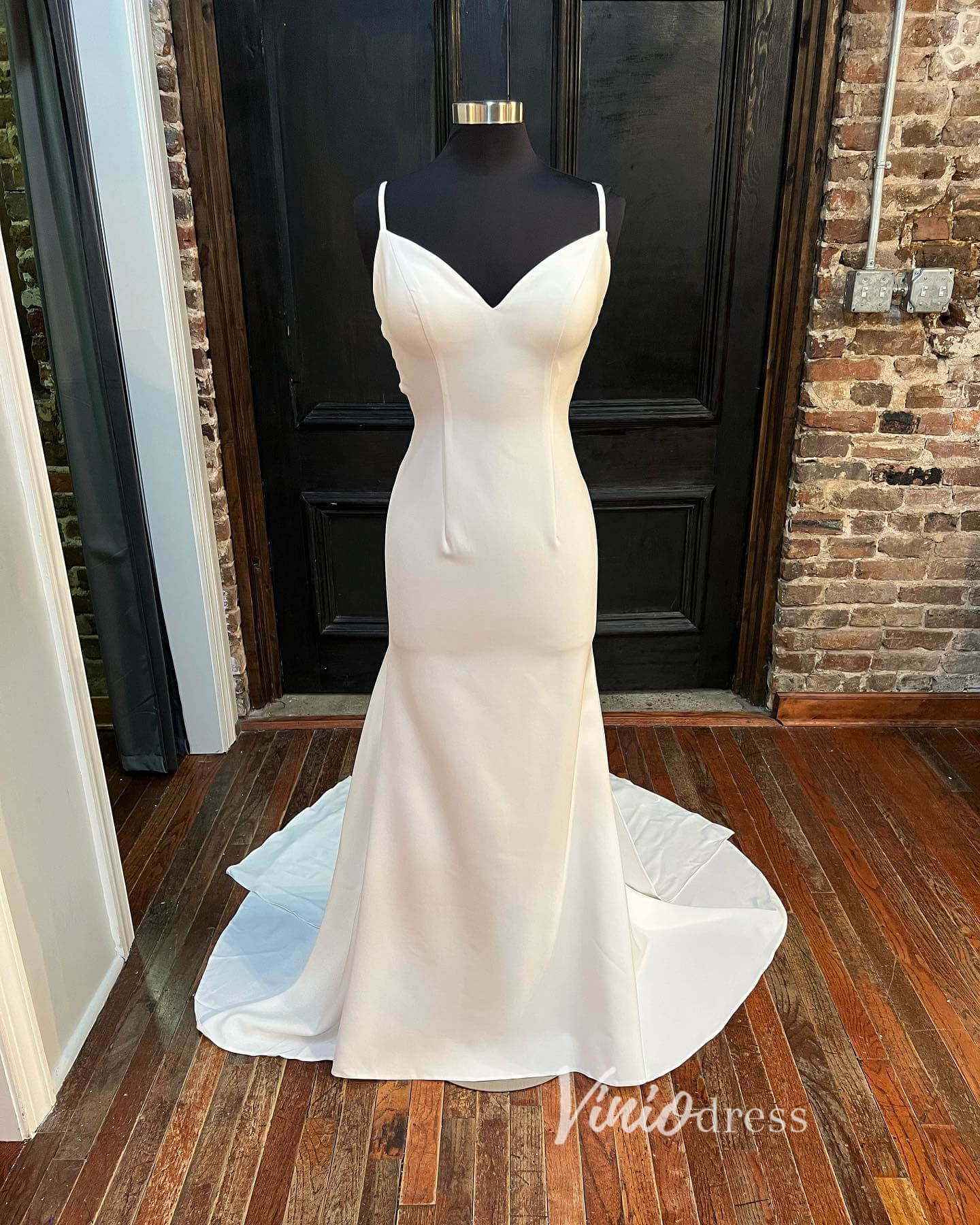 Spaghetti Strap Modern Wedding Dresses Mermaid VW2184-wedding dresses 2025 -Viniodress-Ivory-Custom Size-